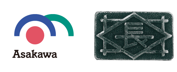 （左）コーポレートマークを制定　（右）以前の社章