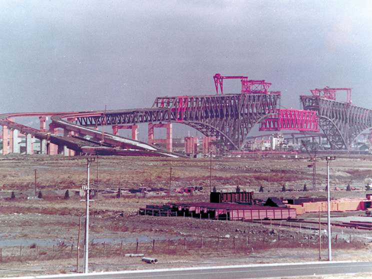 阪神高速道路公団 南港南1.2.3工区床版工事